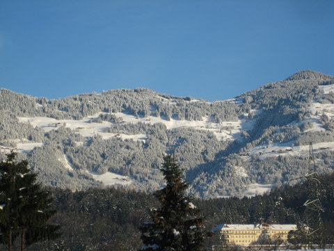 Datei:Gaisbuehel Hang Schnee.JPG